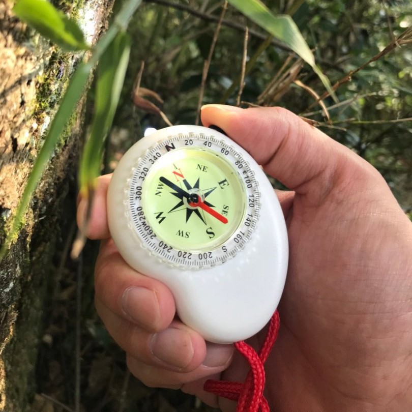 Mini Outdoor Survival Compass  - Outdoor Adventure Guide 评论和价格